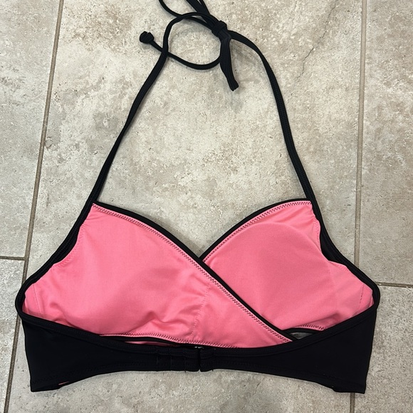 Victoria’s secret Pink wrap swim top - Picture 4 of 6
